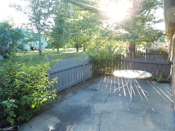 4th image of 35307 Greenwich Ave