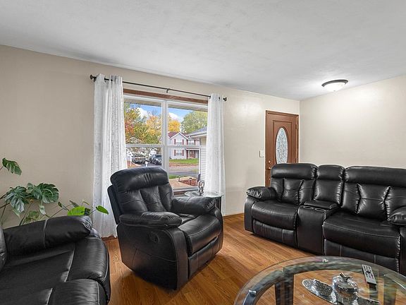 5th image of 6389 Tramore Ln