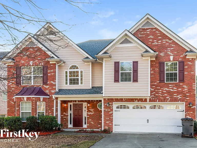 1528 Park Knoll Trl — Photo 1