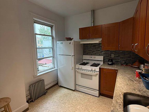 3rd image of 28-56 46th St #12