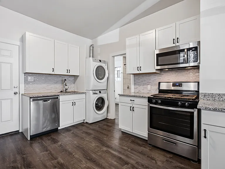 1806 N Richmond St #1F — Photo 6