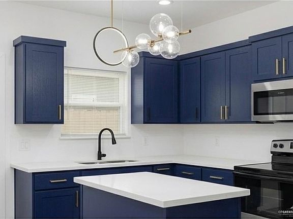 4th image of 2206 Taxco Ct APT 2