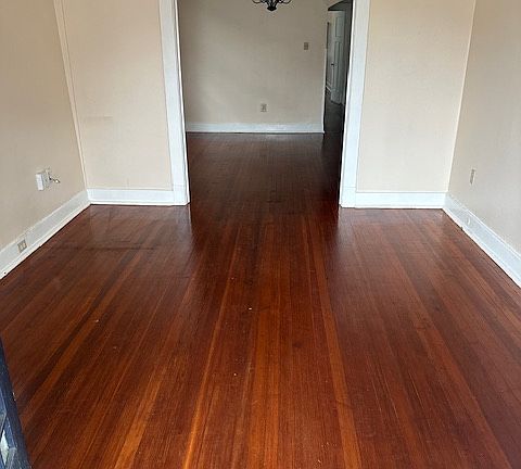 3rd image of 1727-29 7th St #1727