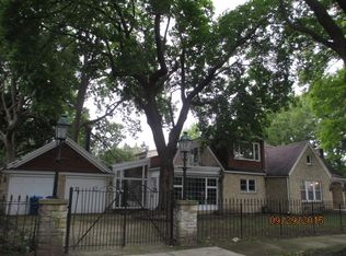 222 Lawndale Ave, Aurora, IL 60506