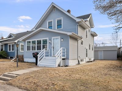 350 15th Ave, Moline, IL, 61265