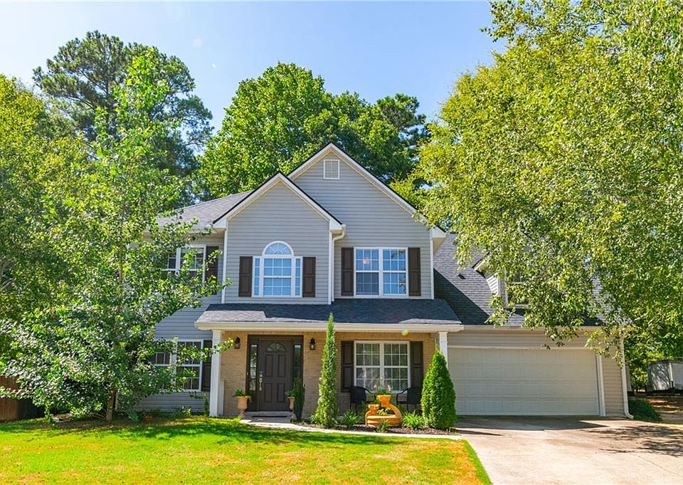 1st image of 2700 Lenora Springs Dr