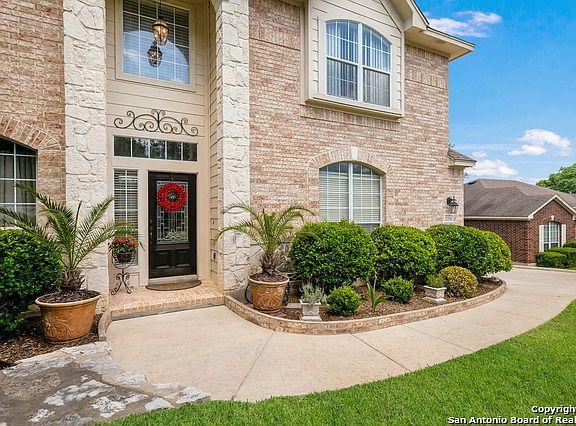 5th image of 22338 Navasota Cir