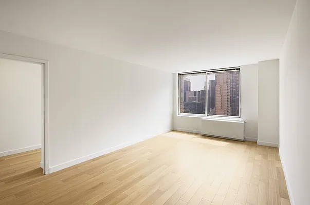 Rented by The Moinian Group | media 30