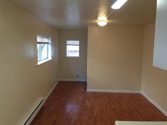4th image of 4431 Rainier Ave S