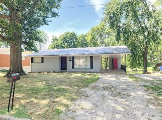 1521 N Clark Ave, Cape Girardeau, MO 63701