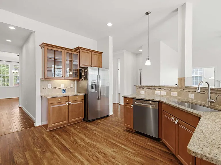 20920 Ashburn Heights Dr — Photo 12