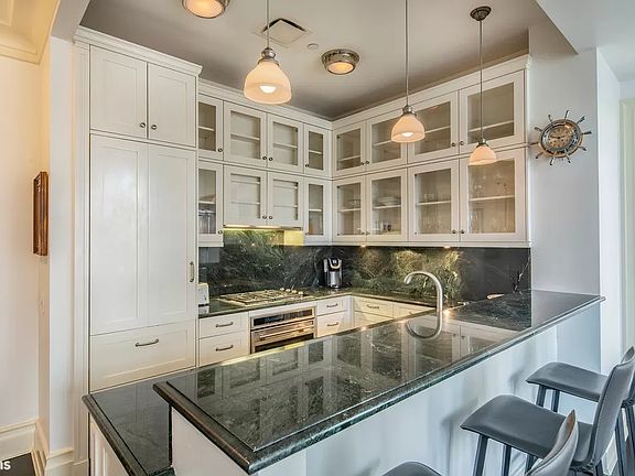 5th image of 15 Central Park W APT 23F
