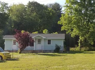 86 Crisp Ln, Hendersonville, NC 28739
