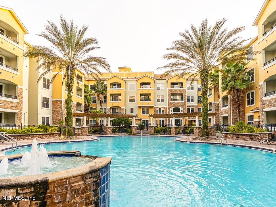 1st image of 8539 GATE Parkway W #1433
