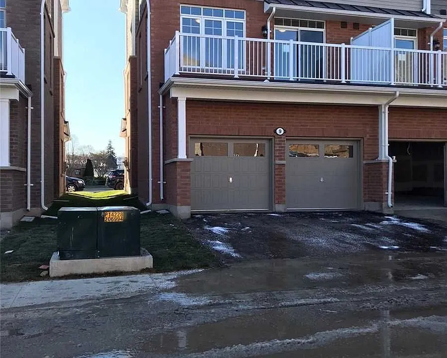 9 Canoe Ln