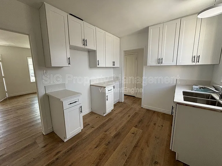 7000 1/2 Foothill Blvd — Photo 6