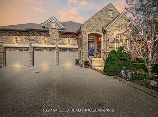 71 Louvain Dr, Brampton, ON L6P 1Y9