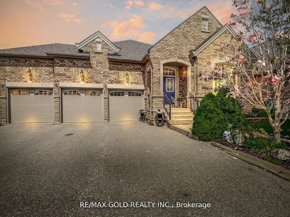 71 Louvain Dr, Brampton, ON L6P 1Y9