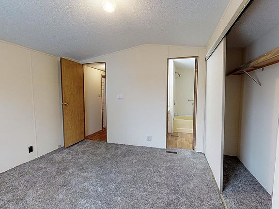 5th image of 226 McAdam Dr