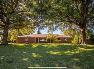 7646 Lackman Rd, Lenexa, KS 66217