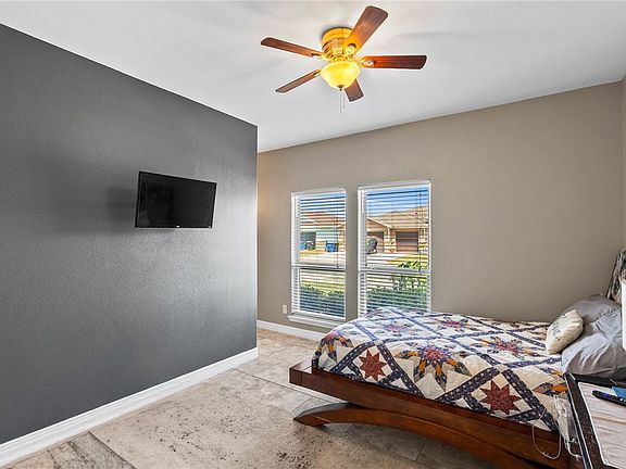 4th image of 1113 Pinehollow Ln