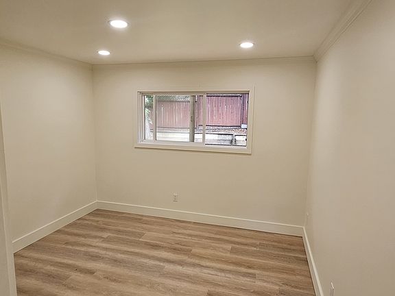 2nd image of 2525 Center Rd
