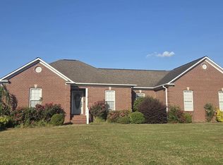 141 Southbend Dr, Talladega, AL 35160