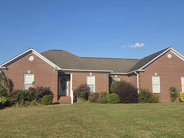 141 Southbend Dr, Talladega, AL 35160