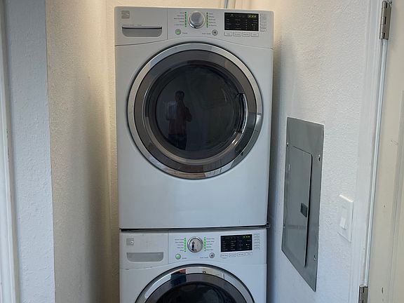 5th image of 119 Boston Ave #119