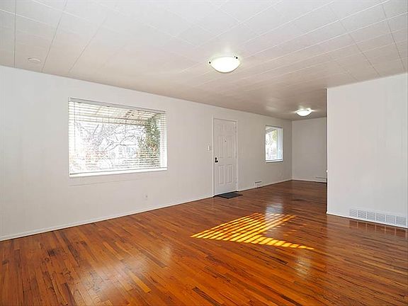 2nd image of 1142 W Dalton Ave