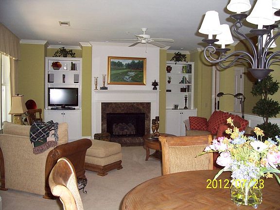3rd image of 1050 Portage Trl Unit E