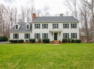 2324 Edgeview Ln, Midlothian, VA 23113