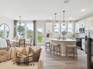 9236 Larimar Trl, Eden Prairie, MN 55347