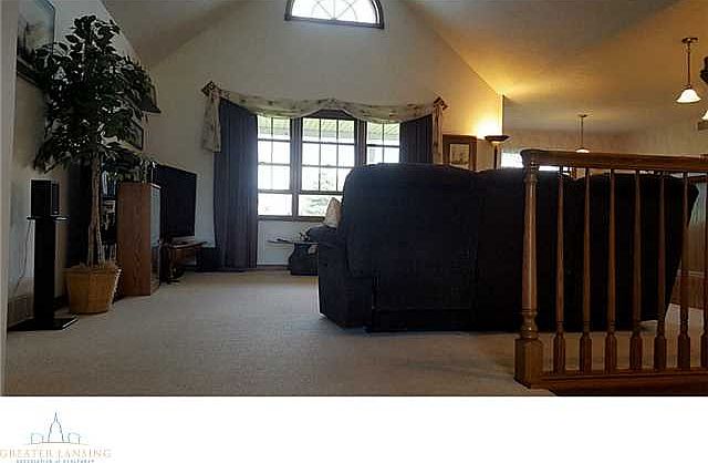 2nd image of 11335 Holly Ct