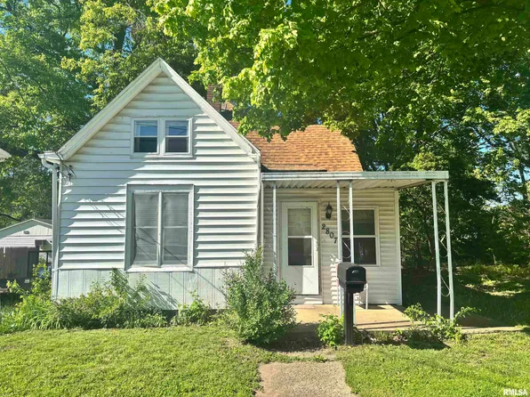 2807 W Marquette St, Peoria, IL 61605