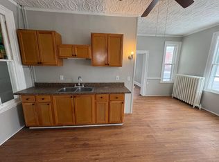 342 3rd Ave #1B, Troy, NY 12182