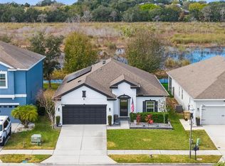 1127 White Water Bay Dr, Groveland, FL 34736