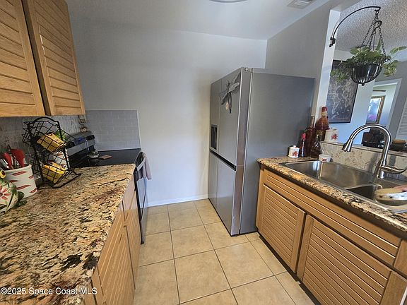 3rd image of 620 Ridge Club Dr #88