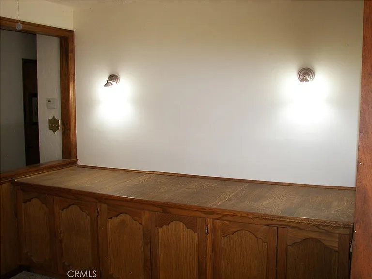 21636 Sawpit Canyon Rd — Photo 3