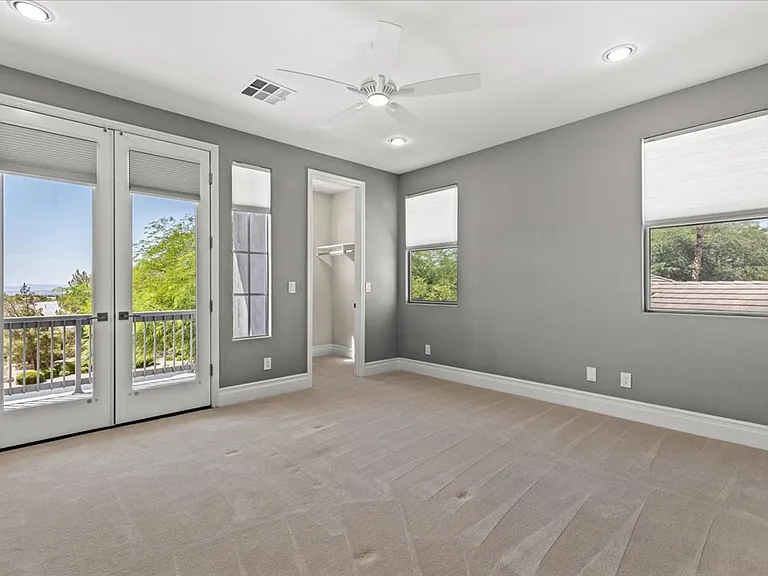 3043 Red Springs Dr — Photo 20