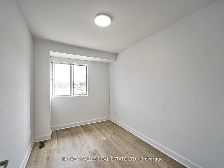 2012 Sheppard Ave W #Townhouse 102 — Photo 35
