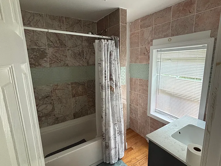 26 Brewer St #2 — Photo 13