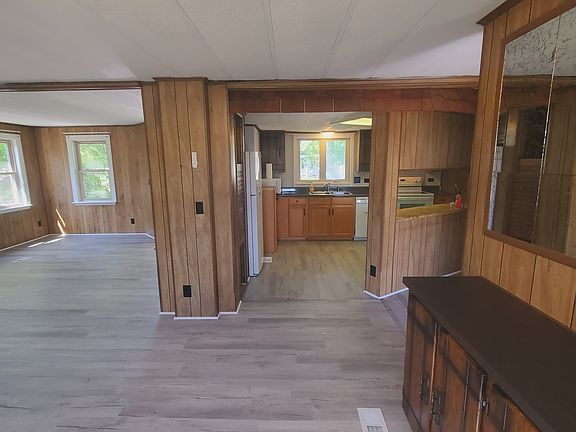 5th image of 1217 Skylark Dr