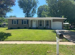 2528 Carousel Ct, Florissant, MO
