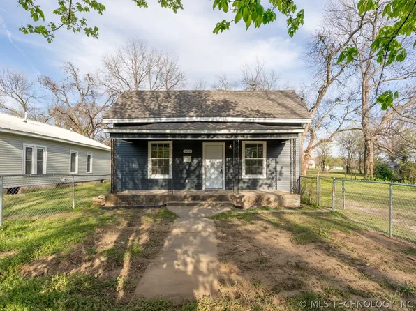 705 S Park St, Sapulpa, OK 74066