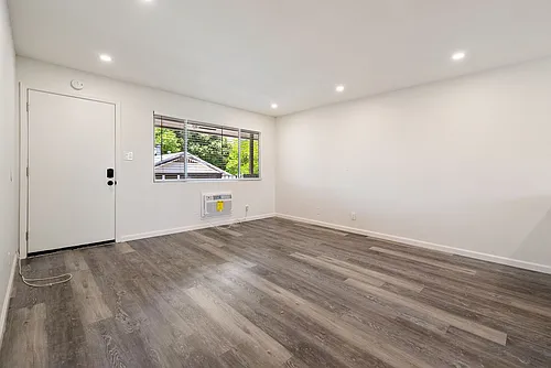 Floor plan B