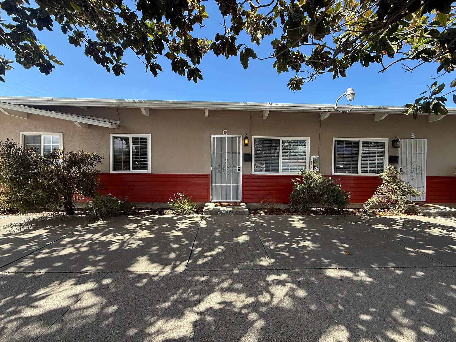 2 bed, 1.0 bath, 750 sqft, $1,850 — Photo 1