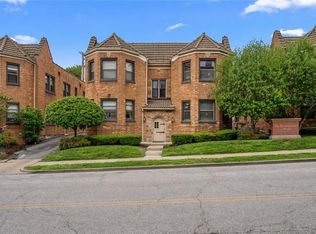 4508 Broadway St, Kansas City, MO 64111