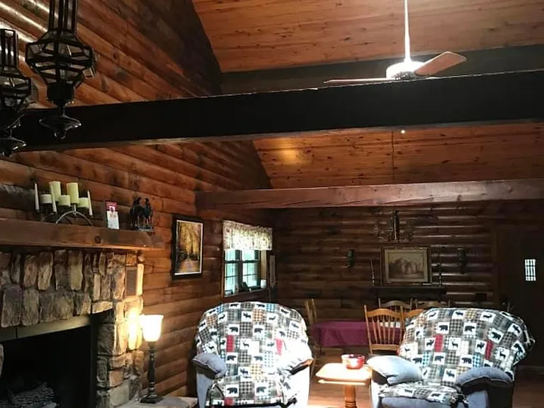 166 Fox Shadow Ln — Photo 3