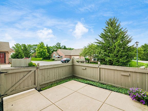 2nd image of 5711 Sanderling Ln